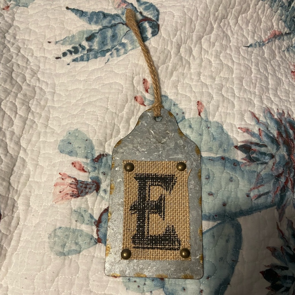 5/$10 | KIRKLAND’S | E Wall Decor